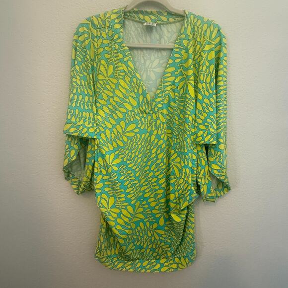 TRINA TURK Trellis V-Neck Tunic Swim Cover Up Dress Medium Green Yellow Resort - Picture 1 of 4